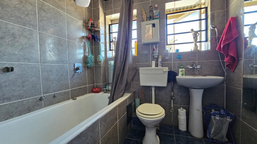 3 Bedroom Property for Sale in Sasolburg Ext 2 Free State